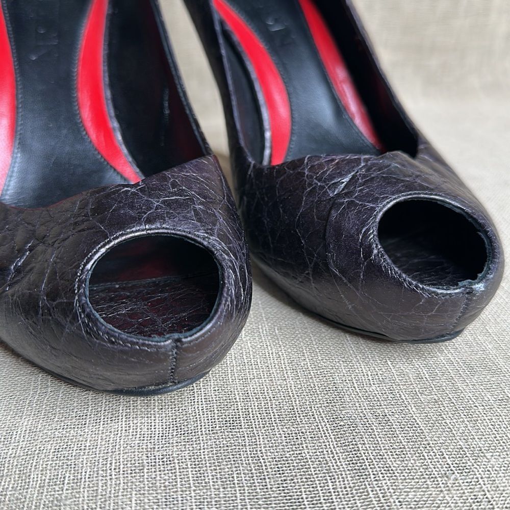 Alexander McQueen Oil Slick Heels - Picture 3 of 7